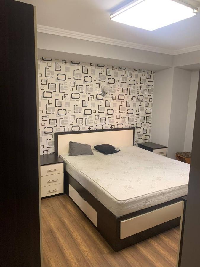 Galstyans Hotel Evn Airport P'arak'ar Экстерьер фото